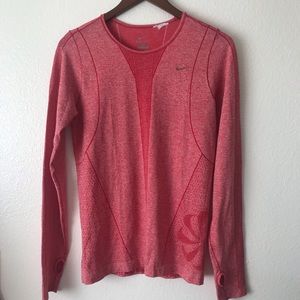 Nike Dry-Fit LongSleeve Pullover